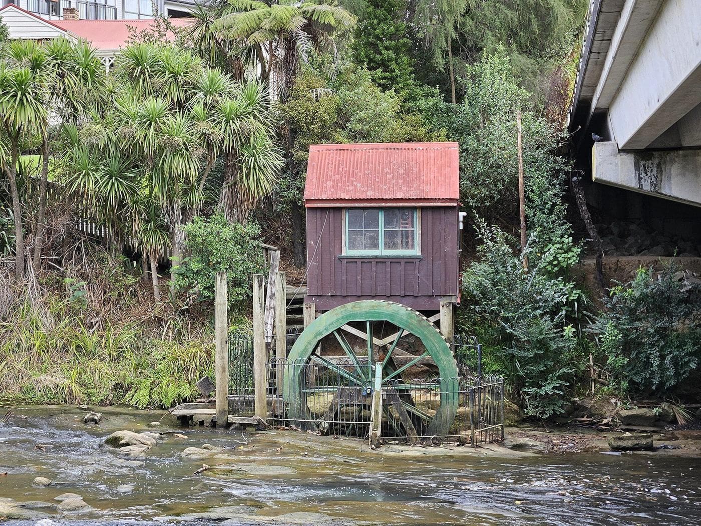 Historic Henderson's Mill on the Twin Streams
