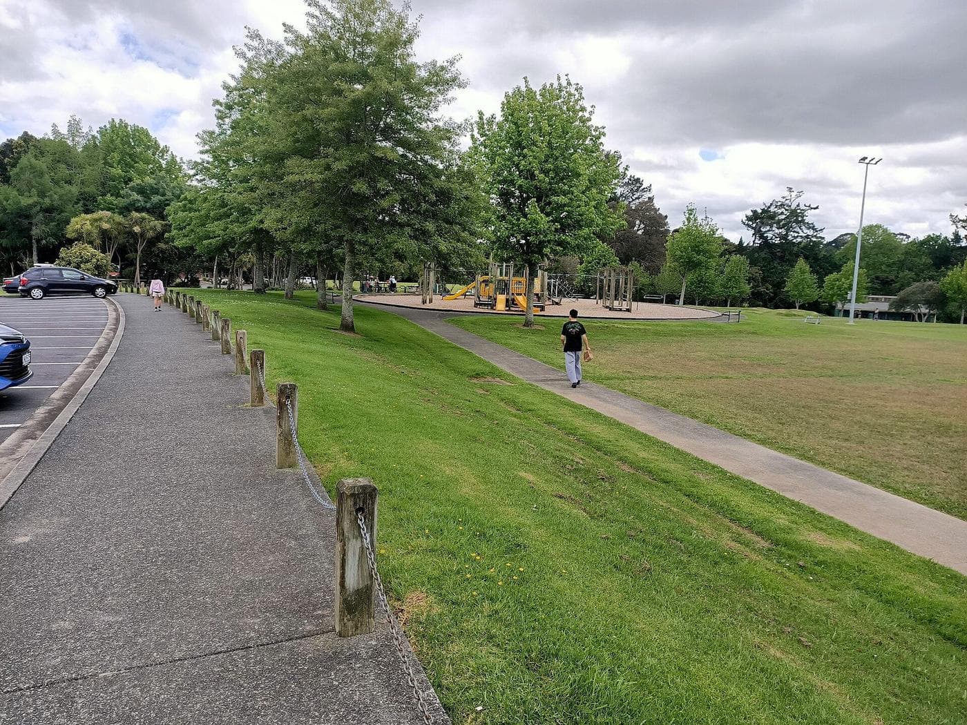 Park and walkway in Royal Heights, Massey